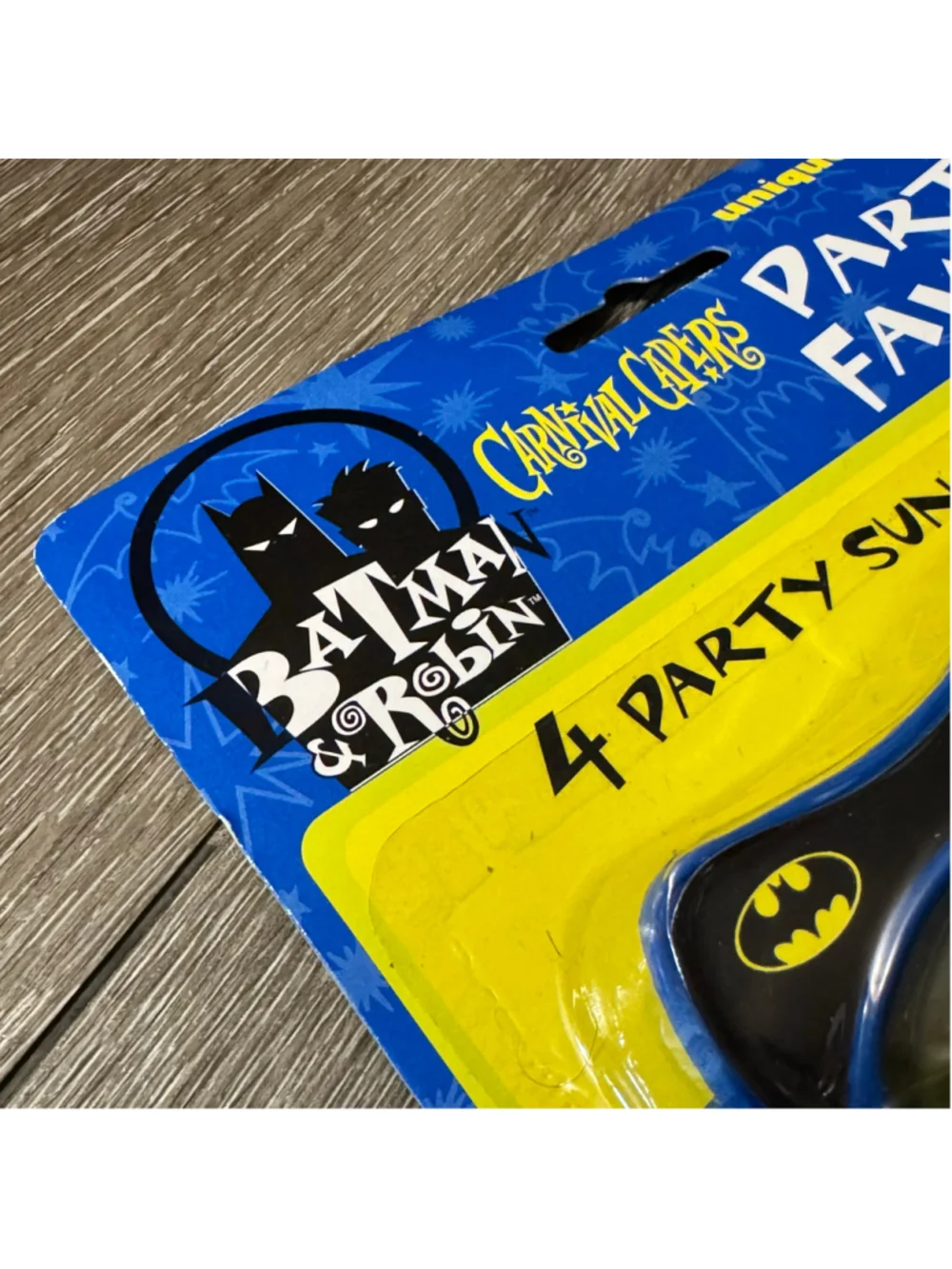 Vintage 1997 Batman & Robin Party Sunglasses 4 Pack Rare